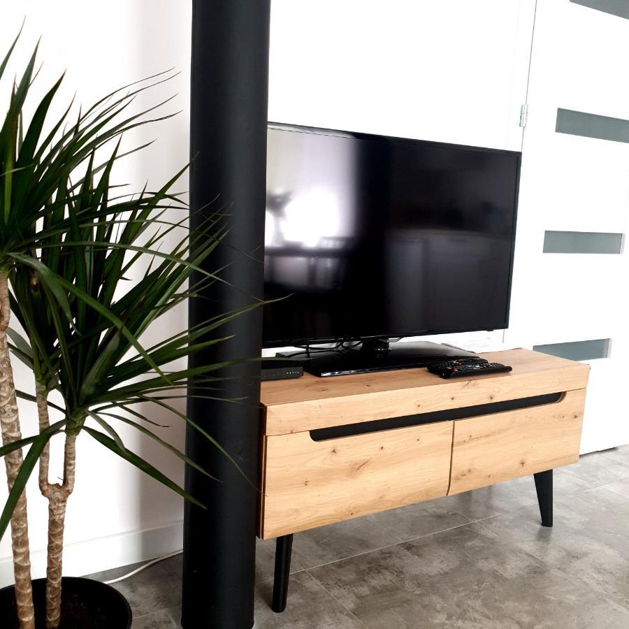 Apartament Z Historia Еленя-Гура Экстерьер фото